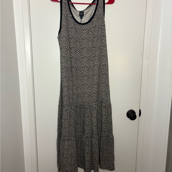 GAP Black and White Ruffled Tiered Maxi Sundress - Picture 1 of 3